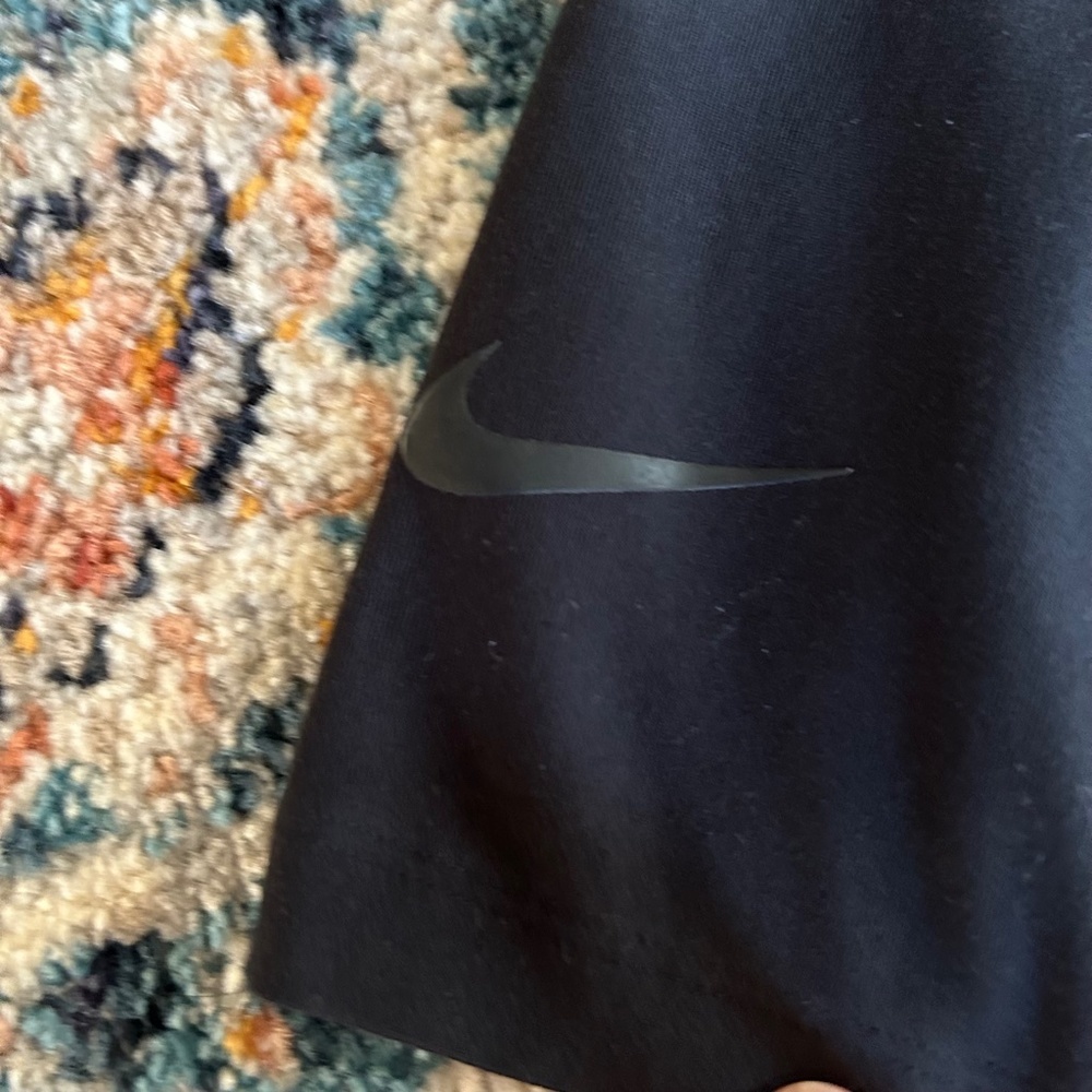 Nike Dri-Fit Black Leggings Size Medium - Picture 5 of 8